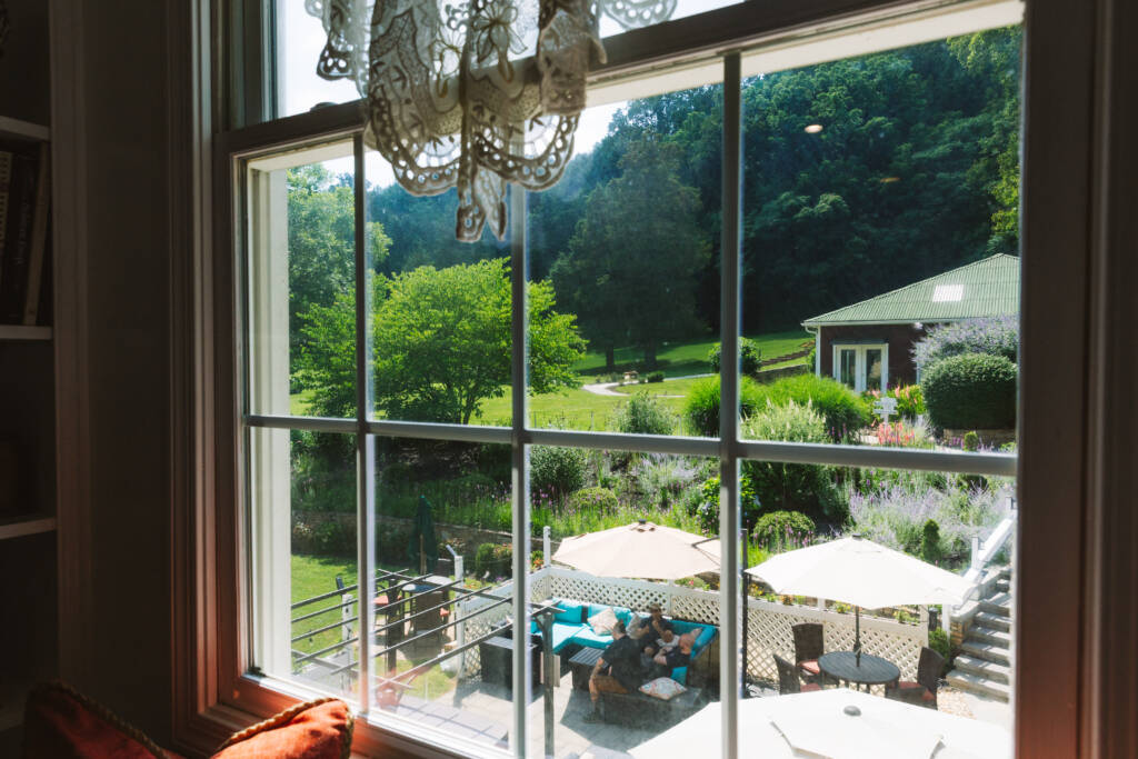 Steph + Topher @ Stone Manor Boutique Inn